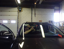 F F R Glass Service Ltd.: Auto Glass, Residential Glass and Commercial Glass in Prince George. Call today - (250) 564-5534
